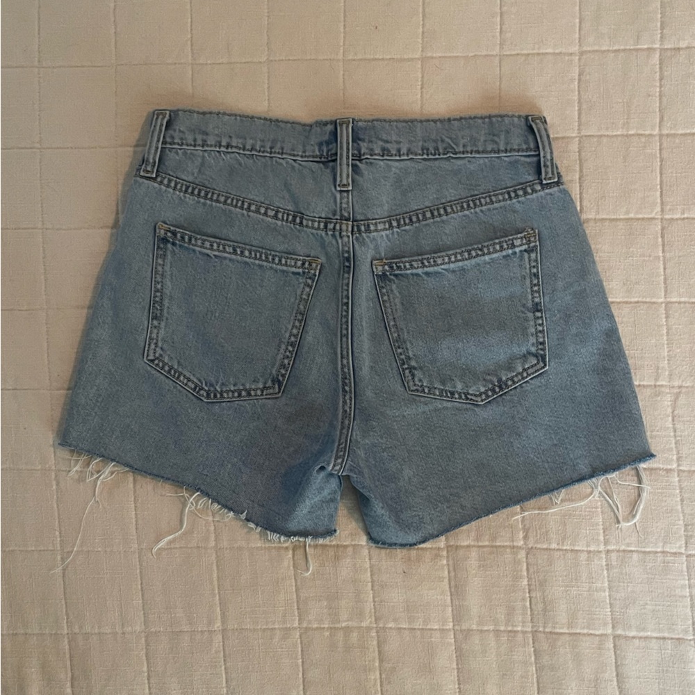 Universal Thread Denim Shorts! - Picture 3 of 3